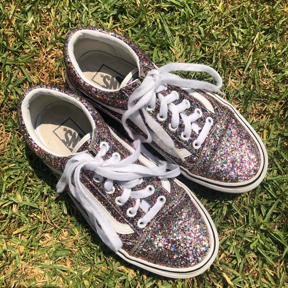 Glitter vans old stool